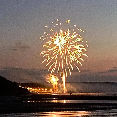 Sea View Villa, Refurbished Interior Nyaraló